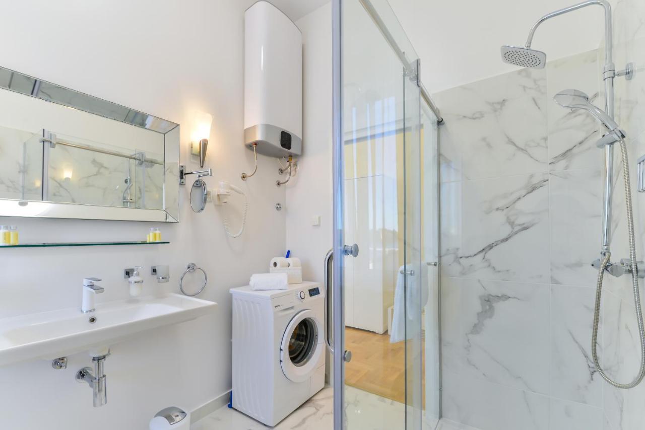 Noble Elegance Studio Apartments Zára Kültér fotó